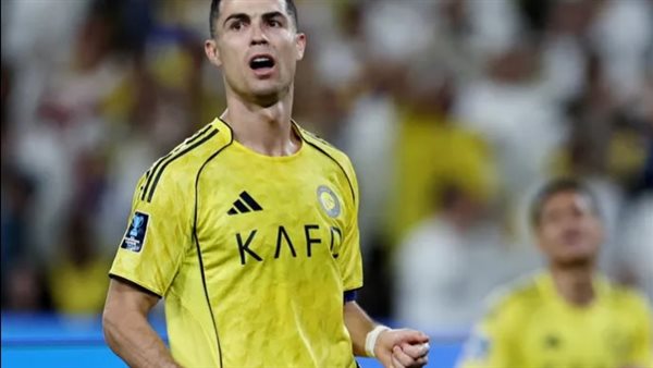 شاهد.. رونالدو يغيب عن مراسم التتويج والجبالي أفضل لاعب في دوري أبطال آسيا 2