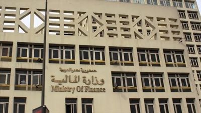 خطة وزارة المالية لتيسير صرف رواتب مايو 2026 ومراعاة الإجازات والعطلات الرسمية بالدولة