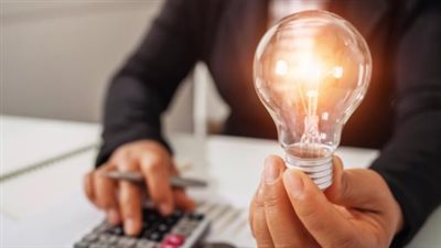 فاتورة كهرباء باهظة؟ تعرف على الأجهزة الرقمية التي تسحب الطاقة حتى بعد إغلاقها