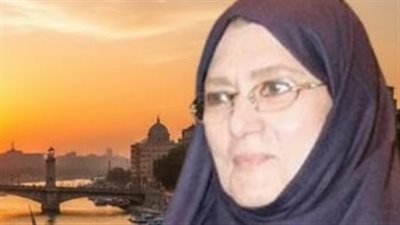 شمس البارودي تستغيث وتكشف كواليس قرصنة صفحتها: كنت في حالة نوم وإرهاق شديد