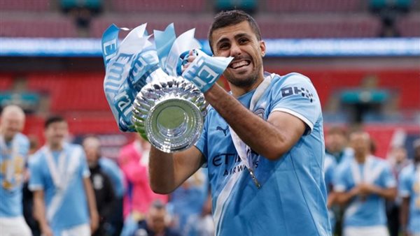 ريال مدريد يستهدف رودري بـ “سعر واقعي” لترميم خط الوسط