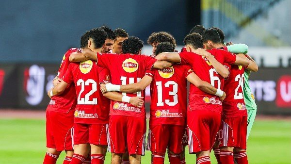 نجم الأهلي يطالب مجلس الأحمر بالتعاقد مع مدير تعاقدات بيراميدز نجم الأهلي يطالب مجلس الأحمر بالتعاقد مع مدير تعاقدات بيراميدز