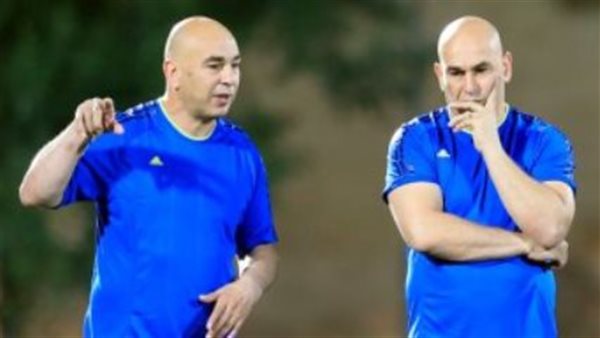 التوأم حسن يرفع شعار “لا بديل عن الفوز” في معسكر منتخب مصر التحضيري التوأم حسن يرفع شعار “لا بديل عن الفوز” في معسكر منتخب مصر التحضيري