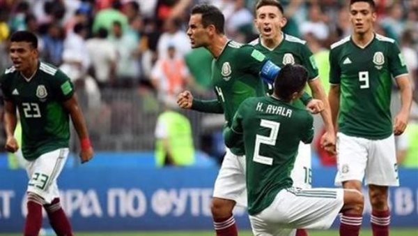 برأسية متقنة.. جون فاسكيز يقود المكسيك للفوز على أستراليا قبل انطلاق المونديال برأسية متقنة.. جون فاسكيز يقود المكسيك للفوز على أستراليا قبل انطلاق المونديال