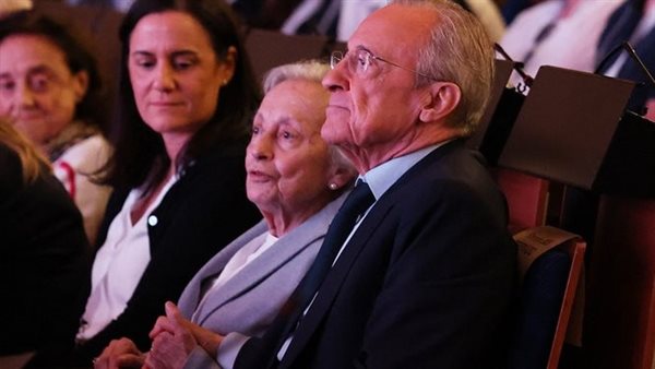 حرب التسريبات تضرب الملكي.. تفاصيل المخطط السري لإسقاط فلورنتينو بيريز من عرش ريال مدريد