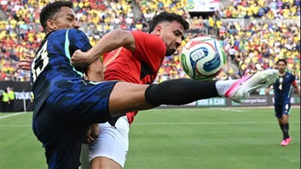 منتخب مصر يتأخر أمام البرازيل 2-1 بعد 60 دقيقة ومحاولات لإدراك التعادل.
