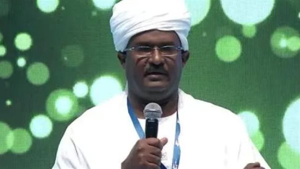 تصدّع جديد في صفوف الدعم السريع.. انشقاق مستشار “حميدتي” وحاكم الخرطوم المعيّن تصدّع جديد في صفوف الدعم السريع.. انشقاق مستشار “حميدتي” وحاكم الخرطوم المعيّن