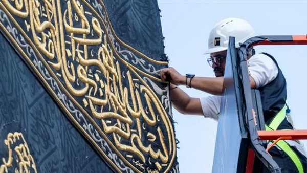 شرق أوسط يموج بالتحولات.. من تصدعات الخرطوم إلى سجالات طهران وأجواء مكة الروحانية