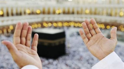 بدء التحضيرات لكسوة الكعبة المشرفة: تفاصيل استبدال الثوب الجديد هذا العام