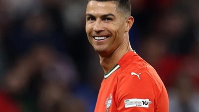 كريستيانو رونالدو يتدخل لإيقاف أزمة 