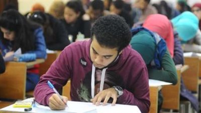 اليوم.. 922 ألف طالب يؤدون امتحانات التربية الدينية والوطنية