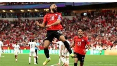 كواليس الهدف الثاني للفراعنة: لاعب نيوزيلندا يغير ملابسه أثناء انفراد صلاح بالمرمى