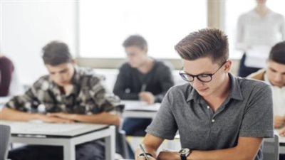 922 ألف طالب يؤدون امتحانات الثانوية العامة اليوم وسط إجراءات مشددة
