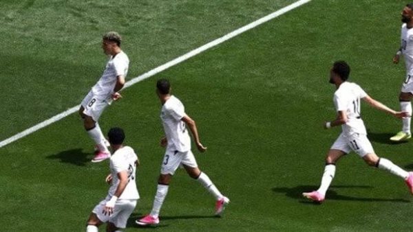 منتخب مصر يكمل تحضيراته الفنية والبدنية للقاء نيوزيلندا في المجموعة السابعة منتخب مصر يكمل تحضيراته الفنية والبدنية للقاء نيوزيلندا في المجموعة السابعة