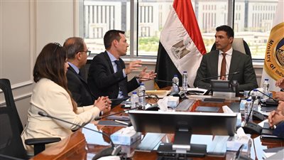 استراتيجية جديدة لدعم الصناعة: زيادة المكون المحلي وتوطين تكنولوجيا الطاقة مع شنايدر إلكتريك