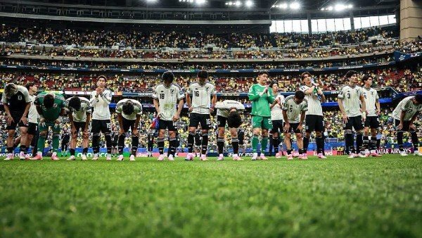 ثقافتهم تُدرّس.. حفيظ دراجي يشيد بمنتخب اليابان بعد وداع مونديال 2026 ثقافتهم تُدرّس.. حفيظ دراجي يشيد بمنتخب اليابان بعد وداع مونديال 2026