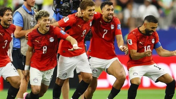 شاهد.. مصر تواصل رحلة إعجازية بالفوز على أستراليا بركلات الترجيح وتبلغ دور الـ16