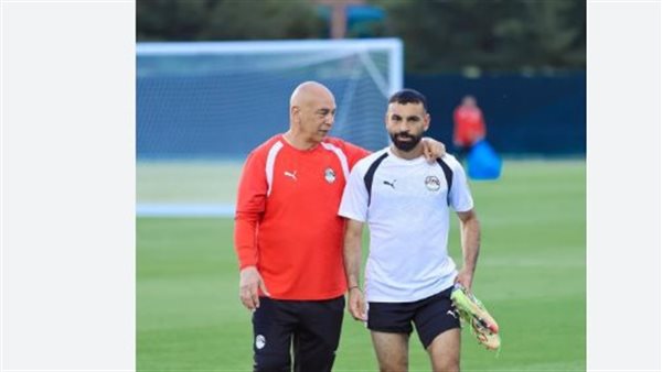 الفراعنة في اختبار صعب.. الطقس يعطل التحضيرات قبل موقعة الأرجنتين الفراعنة في اختبار صعب.. الطقس يعطل التحضيرات قبل موقعة الأرجنتين