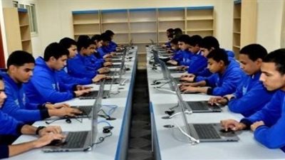خارطة الطريق للطلاب: كيف تصبح طالبًا في مدارس التكنولوجيا التطبيقية؟