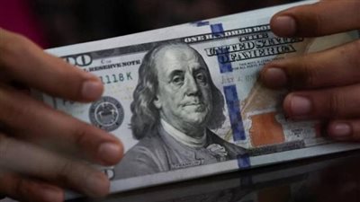 دليلك اليومي لأسعار الدولار: قائمة محدثة بأسعار البيع والشراء في البنوك
