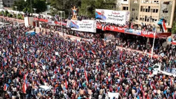 تفويض شعبي لانتزاع الحرية والسيادة