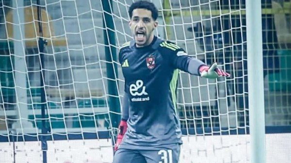 موقف مصطفى شوبير وإمام عاشور من الرحيل عن الأهلي موقف مصطفى شوبير وإمام عاشور من الرحيل عن الأهلي