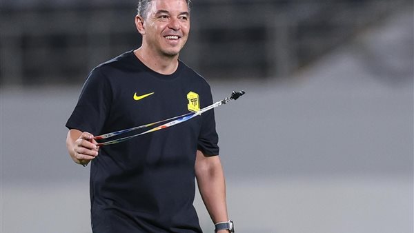مدرب الاتحاد السعودي السابق “الأقرب” لخلافة سكالوني في الأرجنتين