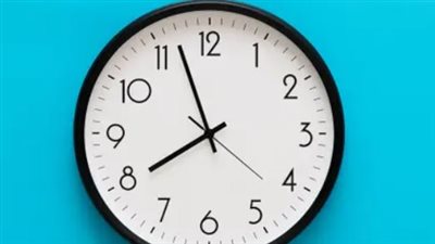 التوقيت الشتوي 2026.. لماذا اختارت الدولة يوم الجمعة لتغيير الساعة؟