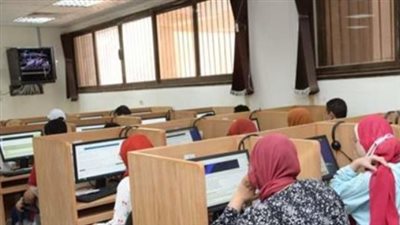 تنسيق المرحلة الأولى 2026.. توافد طلاب الثانوية العامة على معامل التنسيق بجامعة القاهرة