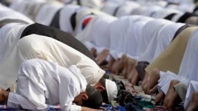 مواعيد الصلاة اليوم في القاهرة والمحافظات.. توقيت الفجر والمغرب والعشاء