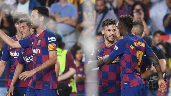 الهلال يوافق على رحيل النجم البرتغالي إلى برشلونة الهلال يوافق على رحيل النجم البرتغالي إلى برشلونة