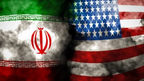 سقوط بلا رصاص.. تفاصيل الخطة الأمريكية لتفكيك النظام الإيراني من الداخل