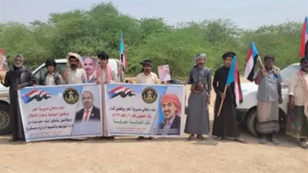 الشارع الجنوبي ينتفض في وجه الوصاية ويرفض التهميش والسياسات الاستفزازية