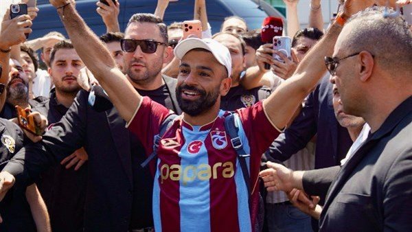 كواليس تُكشف لأول مرة.. أسرار انتقال محمد صلاح إلى طرابزون سبور كواليس تُكشف لأول مرة.. أسرار انتقال محمد صلاح إلى طرابزون سبور