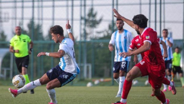 بعد تعثر صفقة «الحملاوي».. بيراميدز يغيّر وجهته ويستهدف هداف الدوري الروماني