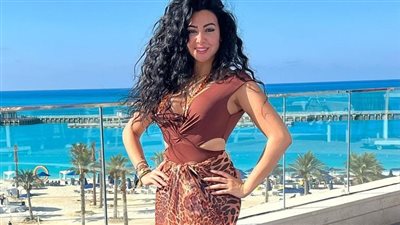 ميرهان حسين تفتح باب التكهنات: «لذيذ إنك واخدة شكلي وأنا هادية»
