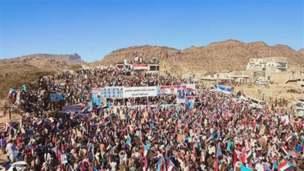 المجلس الانتقالي الجنوبي.. حضور شعبي يربك محاولات إعادة تشكيل الجنوب