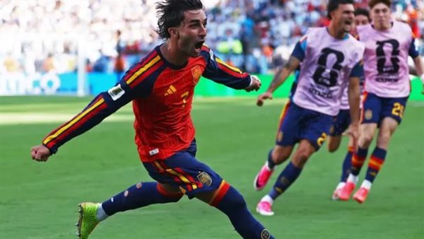 برشلونة يعلن انتقال فيران توريس إلى باريس سان جيرمان