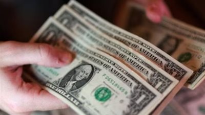 سعر الدولار اليوم في البنك الأهلي وبنك مصر.. آخر تحديث