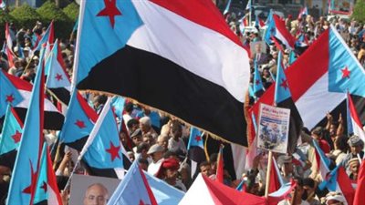حرب الخدمات في الجنوب العربي.. أزمات معيشية تضغط على المواطنين وتختبر صمود الشارع