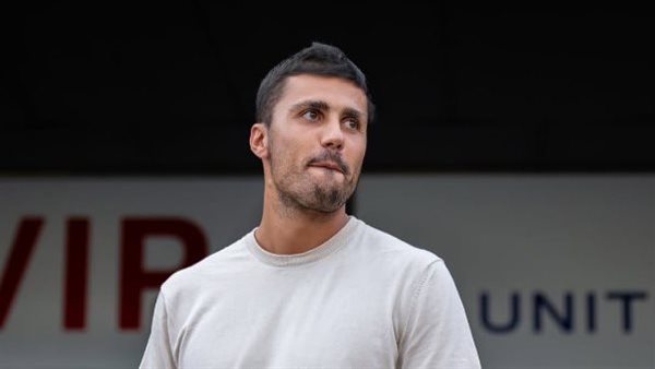 رودري يخضع للفحوصات الطبية لإتمام انتقاله إلى برشلونة