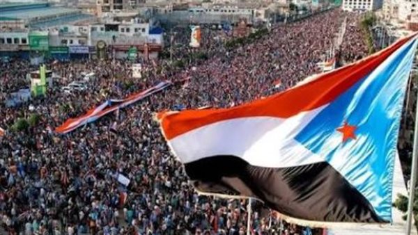 الجنوب العربي في مواجهة الأزمات.. صمود شعبي يتمسك بالحقوق وإدارة الموارد الجنوب العربي في مواجهة الأزمات.. صمود شعبي يتمسك بالحقوق وإدارة الموارد