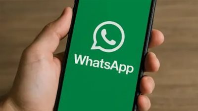 واتساب يختبر علامة جديدة لمحتوى الذكاء الاصطناعى على آيفون