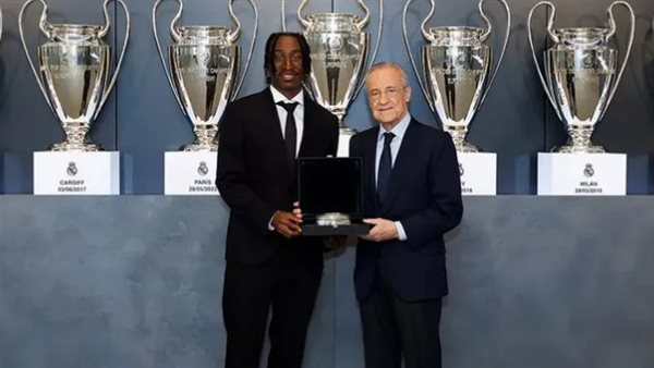 ريال مدريد يقدّم الإيفواري يان ديوماندي أغلى لاعب في تاريخه ريال مدريد يقدّم الإيفواري يان ديوماندي أغلى لاعب في تاريخه