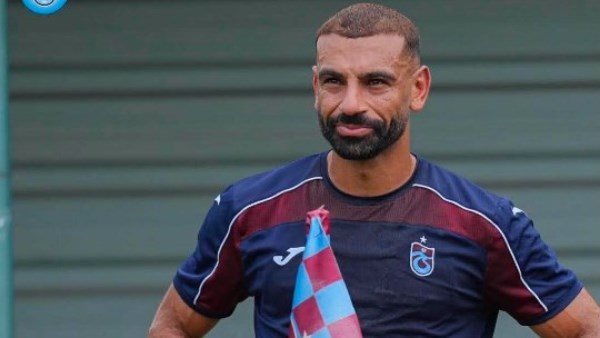 الأسطورة يقترب من رقم جديد.. محمد صلاح يحتاج هدفًا واحدًا فقط لدخول التاريخ