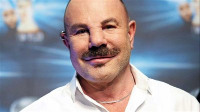 وفاة مصمم الأزياء الفرنسي تيري موجلر عن 73 عاما