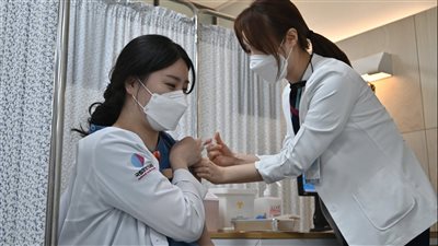 تقرير يكشف بالأرقام أن كوريا الجنوبية سجلت أعلى معدل يومي لإصابات كورونا