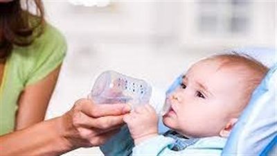 احذر.. شرب الماء قد يكون قاتلا للطفل حديث الولادة