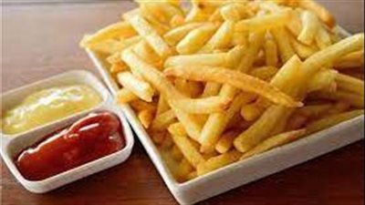 خبراء يحذرون من بعض الأطعمة التي يعتبرونها 