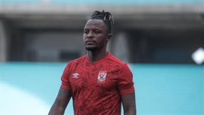 الأهلي المصري يعلن إعارة مهاجمه إلى الدوري القطري